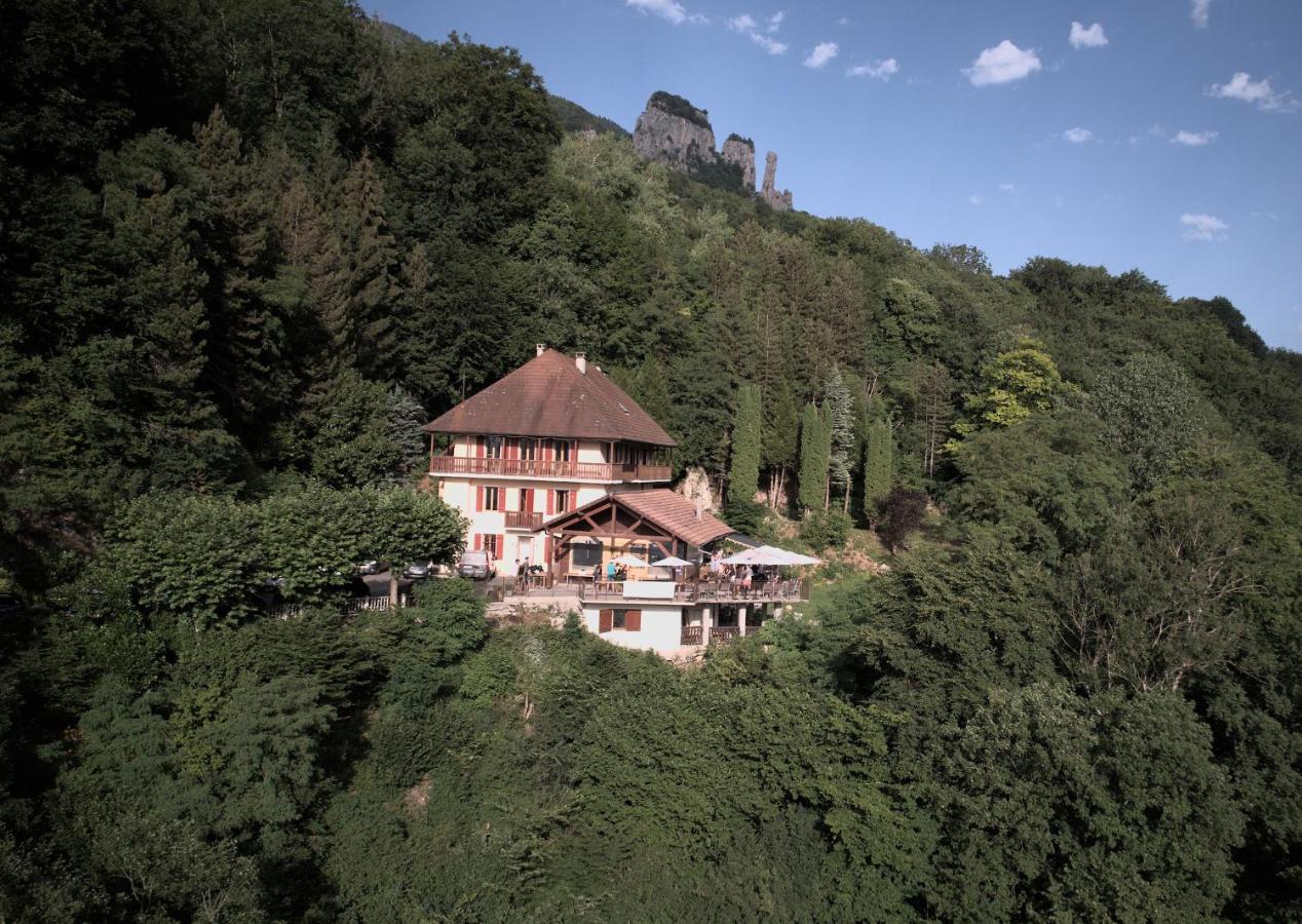 Auberge Du Pont De L'Abime Gruffy ภายนอก รูปภาพ